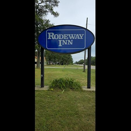 Rodeway Inn Formerly Camp Inn Lodge Oscoda Exterior foto